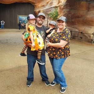 Meet your Posher, Shana